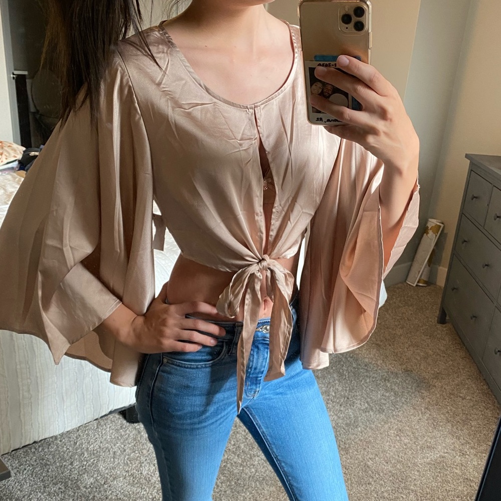 Akira rose gold crop top with extravagant sleeves